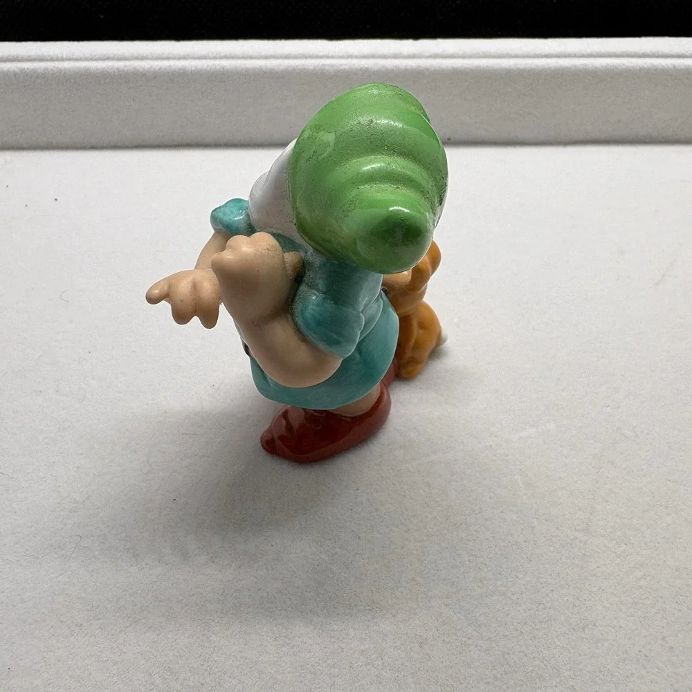 Disney this vintage